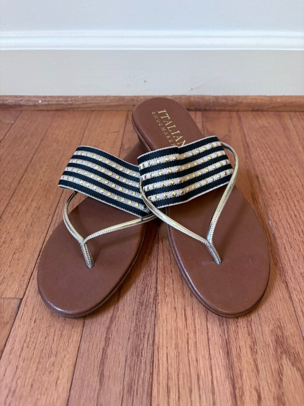 Italian Shoemakers Gold & Black Embellished Thong Sandals Size 7.5